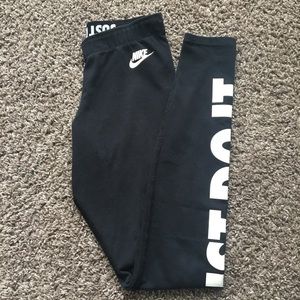 Nike leggings